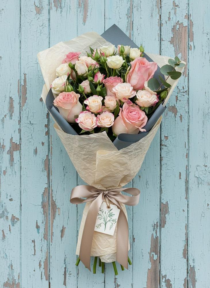 Букет цветов из: Розы в Верхних Ачалуках