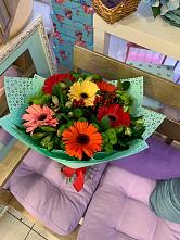 Букет цветов из:  Герберы, Хризантемы и Альстромерии #REPLACE_PRED# Верхних Ачалуках