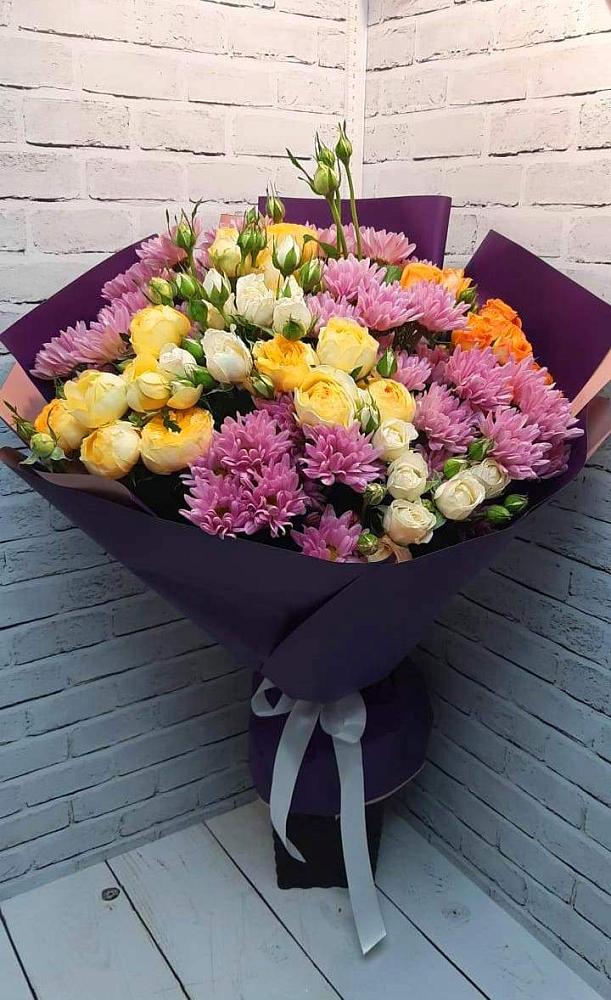 Букет цветов из: Хризантемы и Розы в Верхних Ачалуках