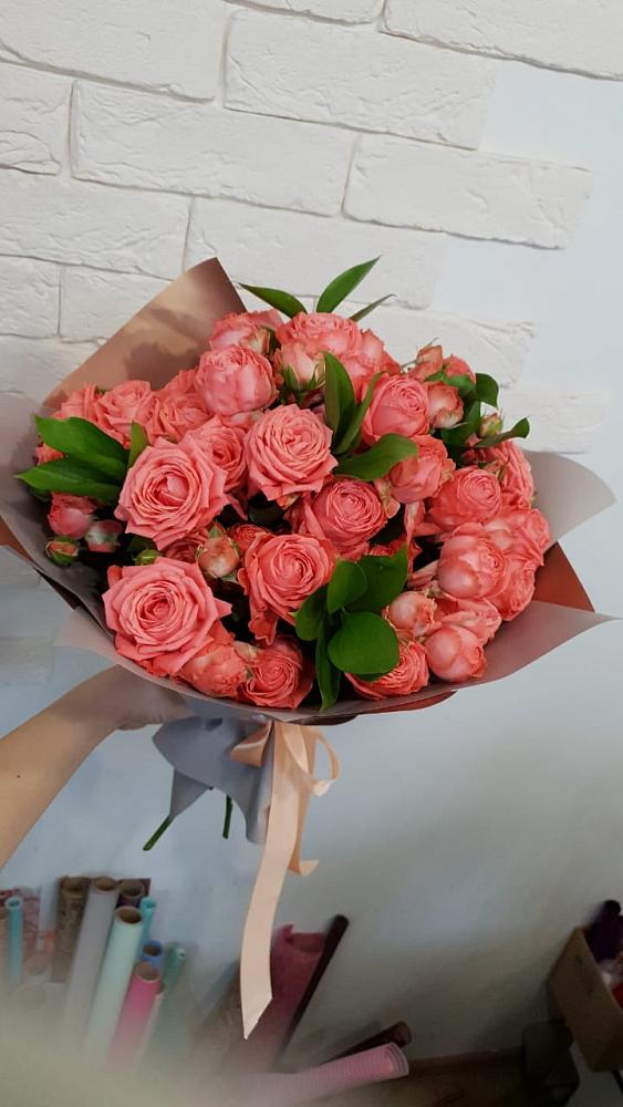 Букет цветов из: Розы в Верхних Ачалуках