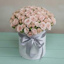 Цветочная композиция из Розы в шляпной коробке в Верхних Ачалуках