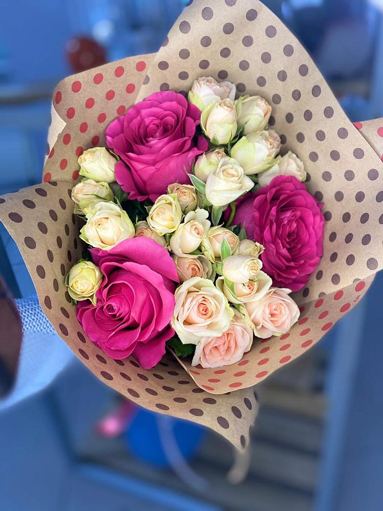 Букет цветов из: Розы в Верхних Ачалуках