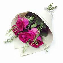 Букет цветов из:  Розы в Верхних Ачалуках
