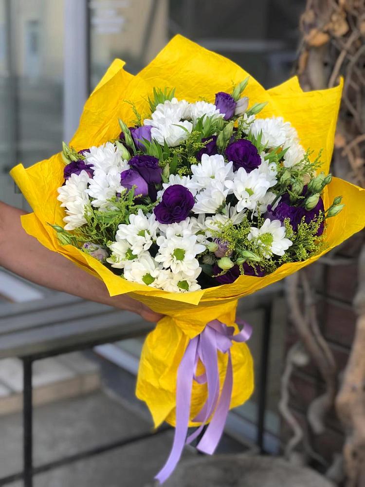 Букет цветов из: Ирисы, Хризантемы и Ромашки в Верхних Ачалуках