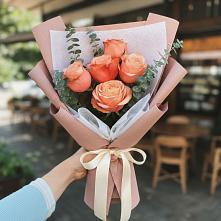 Букет цветов из:  Розы в Верхних Ачалуках