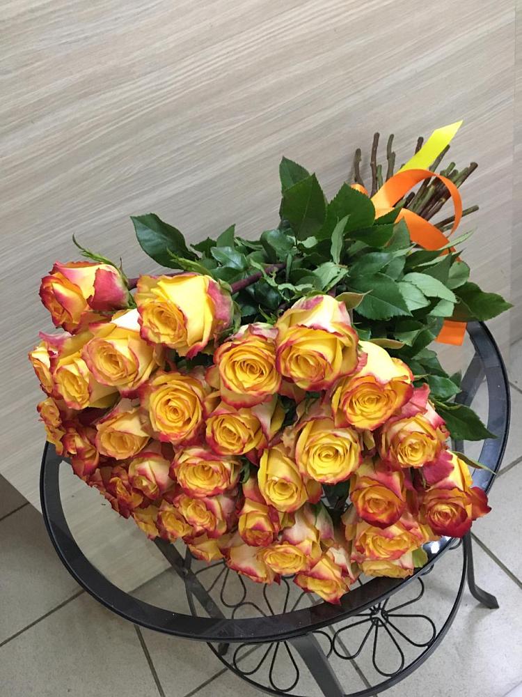 Букет Желтые розы в Верхних Ачалуках