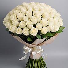 Букет 101 беля роза Белоснежка в Верхних Ачалуках