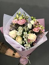 Букет цветов из:  Альстромерии, Розы и Лизиантусы #REPLACE_PRED# Верхних Ачалуках