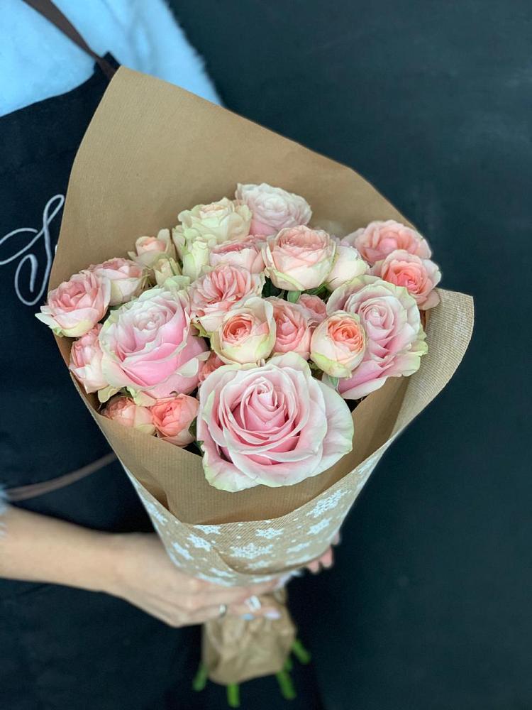 Букет цветов из: Хризантемы и Розы в Верхних Ачалуках