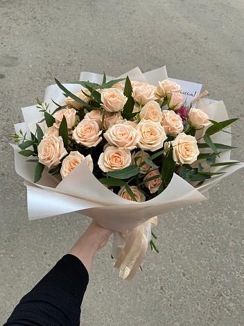 Букет Кремовые розы Латте в Верхних Ачалуках