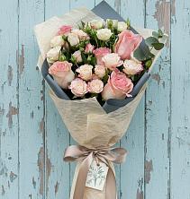 Букет цветов из:  Розы в Верхних Ачалуках