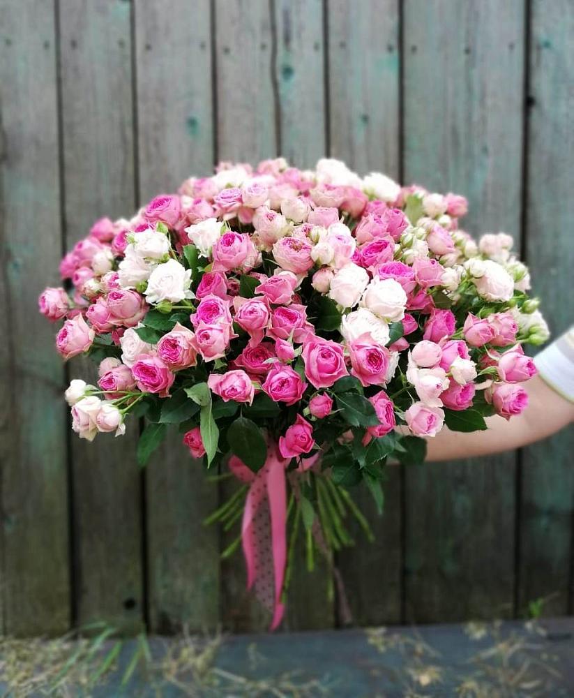 Букет Розовые кустовые розы Натали и Лав Лидия в Верхних Ачалуках