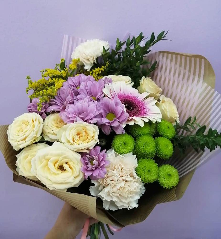 Букет цветов из: Хризантемы, Розы, Гвоздики и Герберы в Верхних Ачалуках