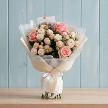 Букет цветов из:  Розы в Верхних Ачалуках