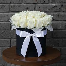 Цветочная композиция из Розы в шляпной коробке в Верхних Ачалуках