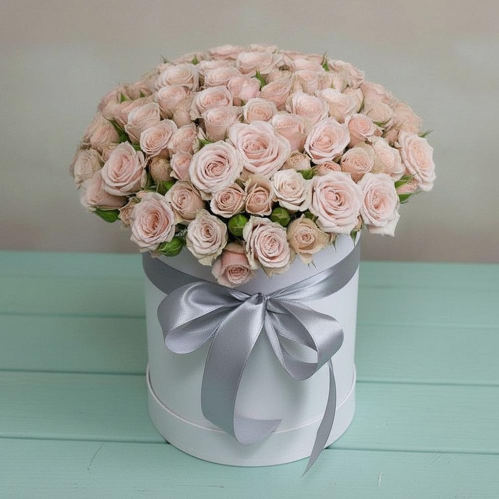 Цветочная композиция из Розы в шляпной коробке в Верхних Ачалуках