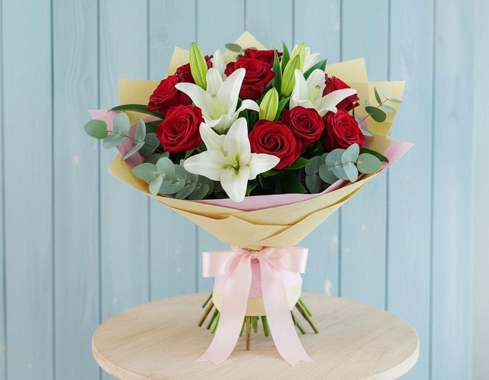 Букет цветов из: Лилии и Розы в Верхних Ачалуках